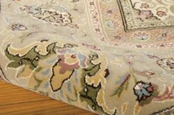 ANT03 Rug -Kathy Ireland md 315