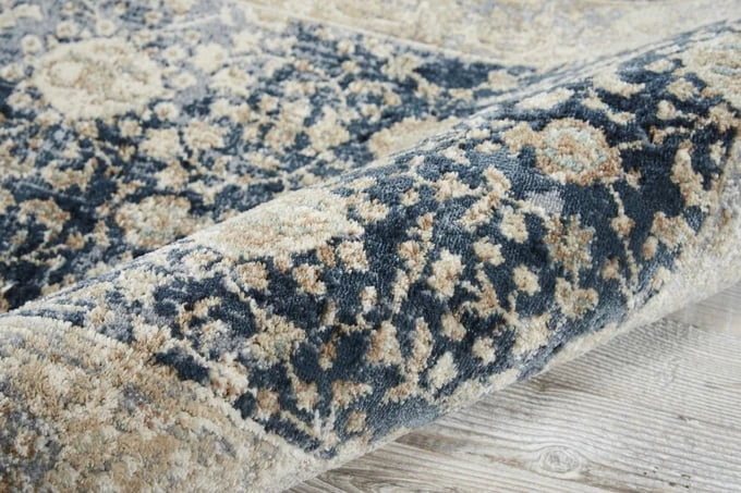 MAI07 Rug 3 MAI07 Rug